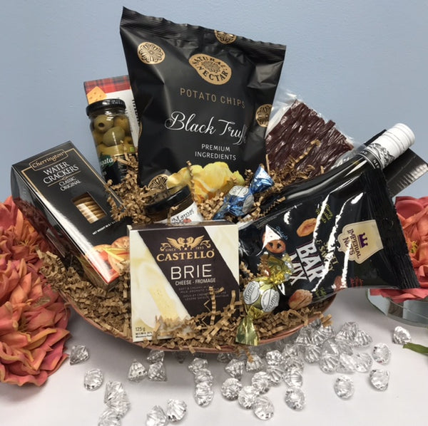 Snackers Gift Basket, Medium