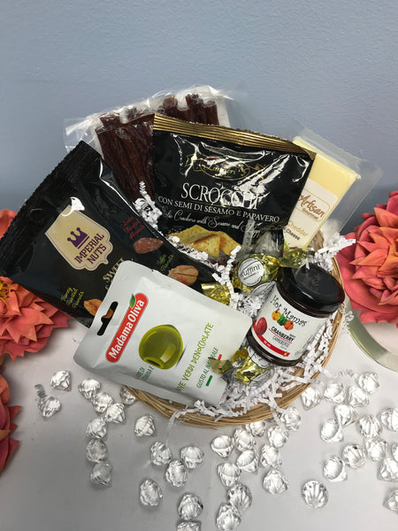Snackers Gift Basket, Mini