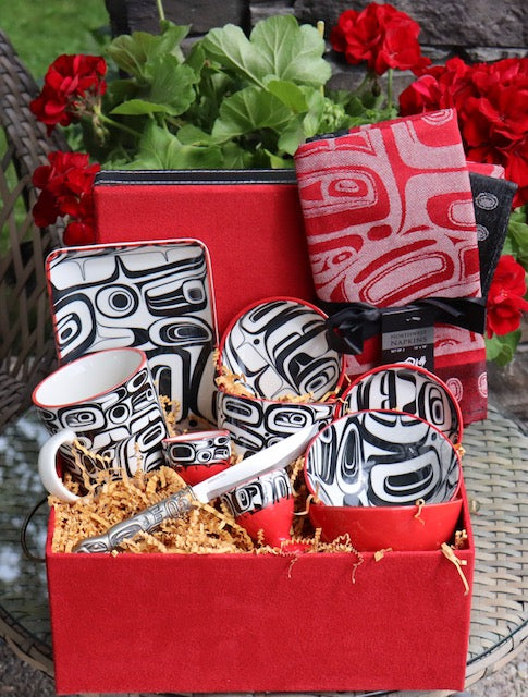 Indigenous Basket, Brunch Box (Raven Collection)