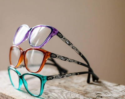 Reading Glasses, Corrine Hunt-Jose Thunderbird Collection