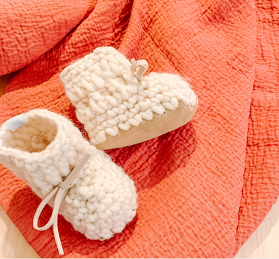 Baby Slippers Sweater Moccasins (Beba Bean)- Pink